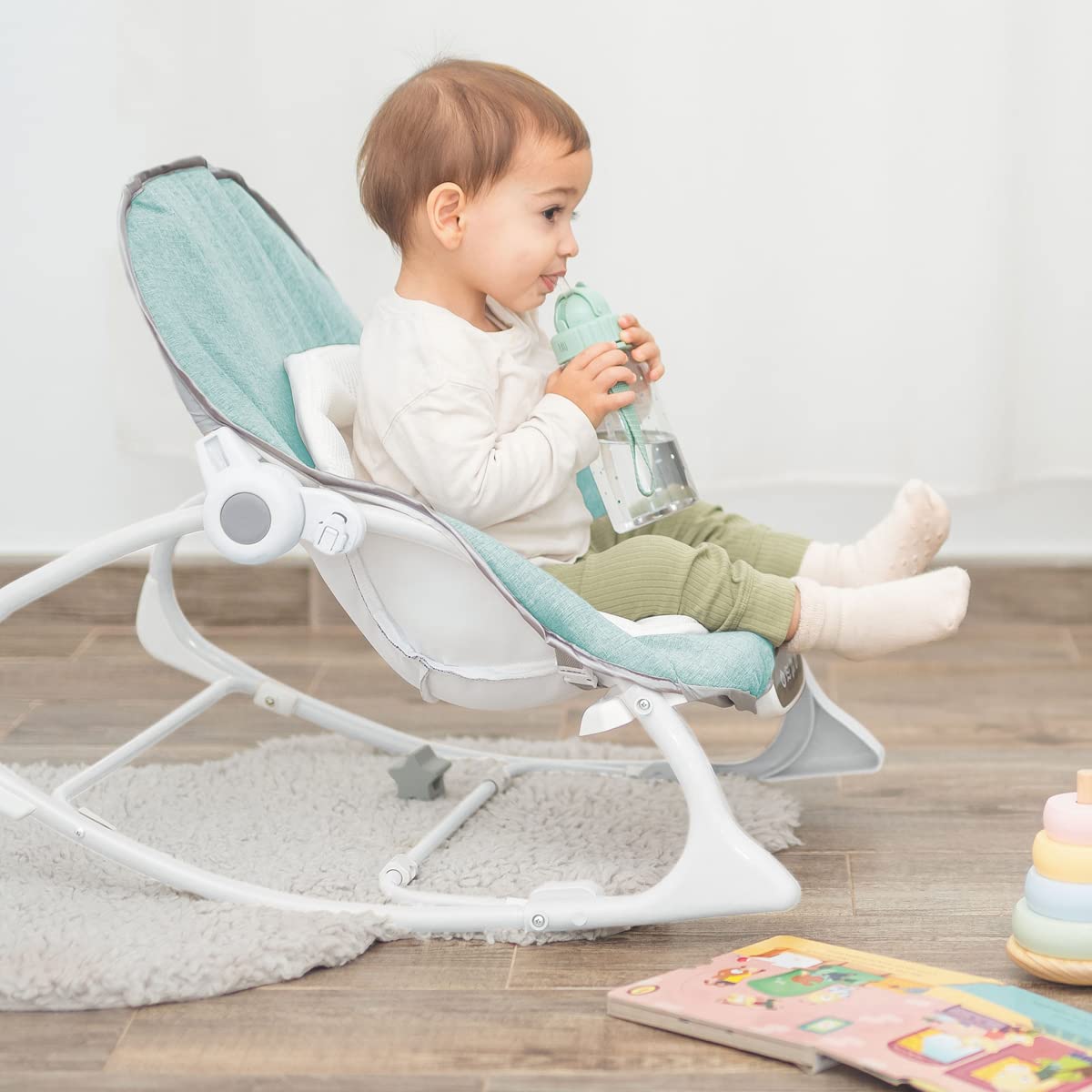 Olmitos- Hamaca multifunción para bebés - Hamaquita 2 en 1 con balancín Mecedora de 0 a 18 kg - vibración y Sonido - Incluye Arco de Juguetes (Menta)