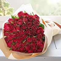 Amazon｜フラワーキッチン 赤バラ 60本：バイカラーラッピング 花束