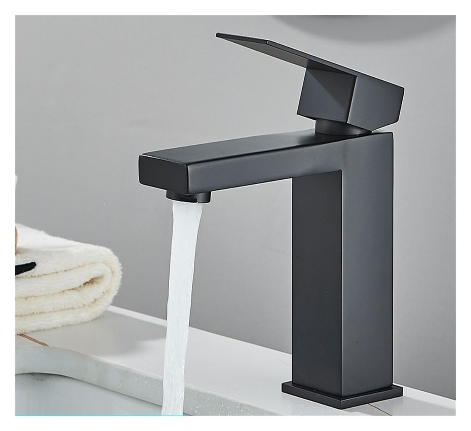 Lavabo carré en acier inoxydable gris : finissez-en avec les traces de calcaire tenaces