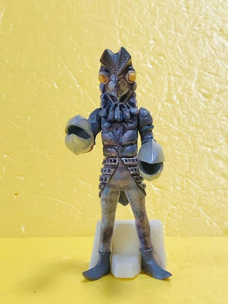 Amazon.co.jp: HGマン DG オレンジ目 バルタン星人 セブン 怪獣