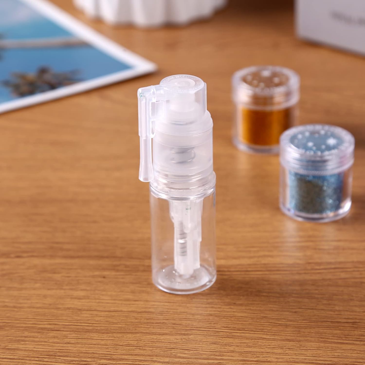 Briartw 2 Pcs Glitter Duster Sprayer Craft Glitter Spray Bottle Empty 14ml Bottles for Craft Scrapbooking Cardmaking Gift Cards Multi-Purpose Empty Spray Bottle