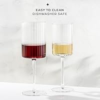 Vista 3 de JoyJolt Elle Copas de Vino Acanaladas, Juego de 2 Copas de Vino Tinto de 17.5oz, Copa con Pie Única, Copas de Cóctel de Estilo Vintage con Pie