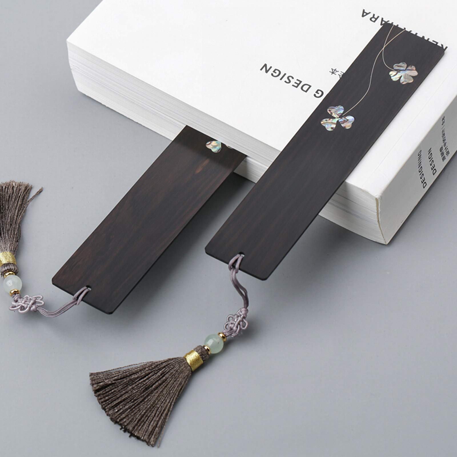 Signet Lute Peinte à la Main en Bois Bookmark, Bookmark Bois avec de Belles Glands, est Un Cadeau Unique for Les Enseignants, Les étudiants, Les Hommes et Les Femmes Signets