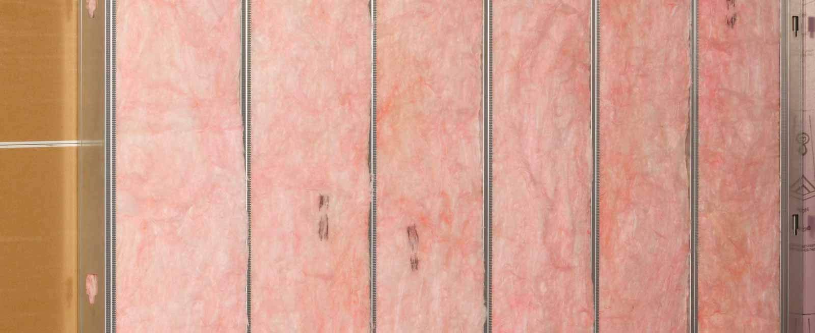 Owens Corning R-11 Kraft Faced 24 by 96 Fiberglass Batt Insulation Fits 2x4 Walls a Total of 8 Bags and Square Footage of 2048 FT