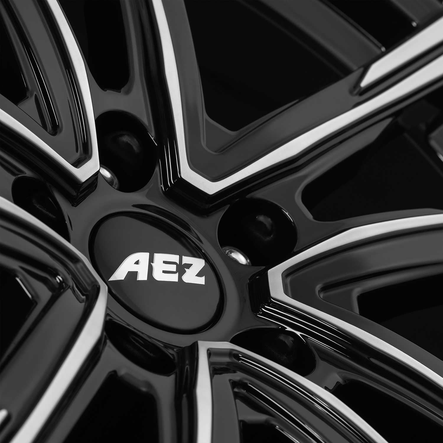 Alufelge AEZ Montreal dark 7x19 ET38 5x108 AMO9IHBP38E