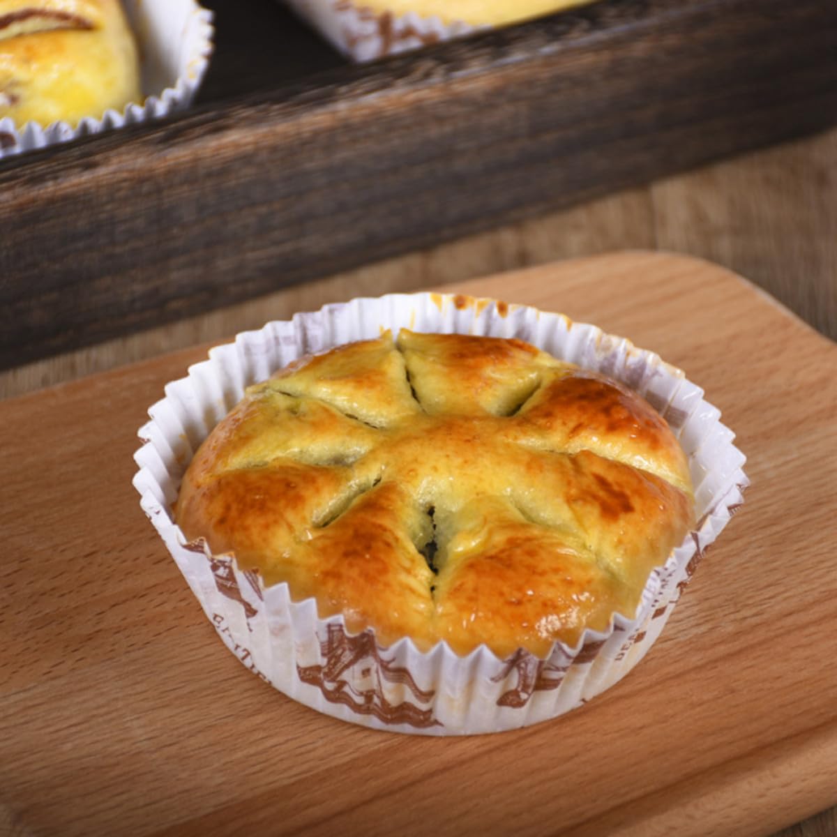 300stücke Cupcake Papierförmchen Backpapier Muffinförmchen Hochtemperaturbeständig Ölbeständig Für Muffins Kuchen Und Dessert Backzubehör Geeignet Für Konditoreien Und Partys