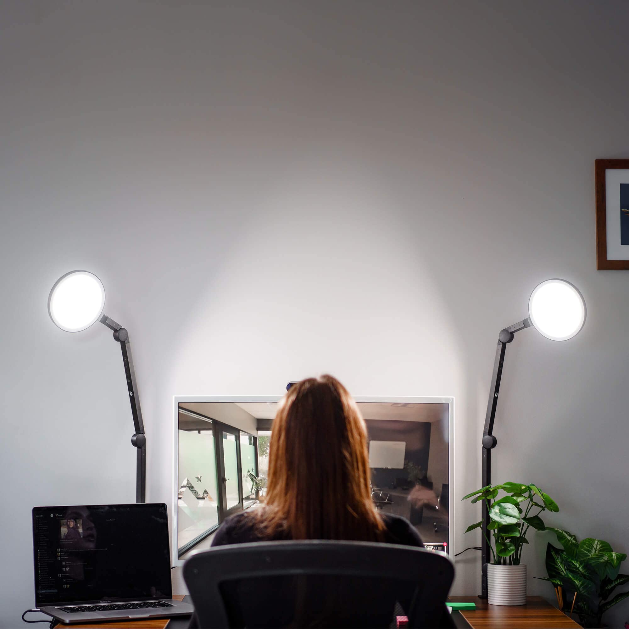 Lume Cube Edge LED Desk Light Remote Work Swing Arm Desk Lamp with Clamp Video Conferencing