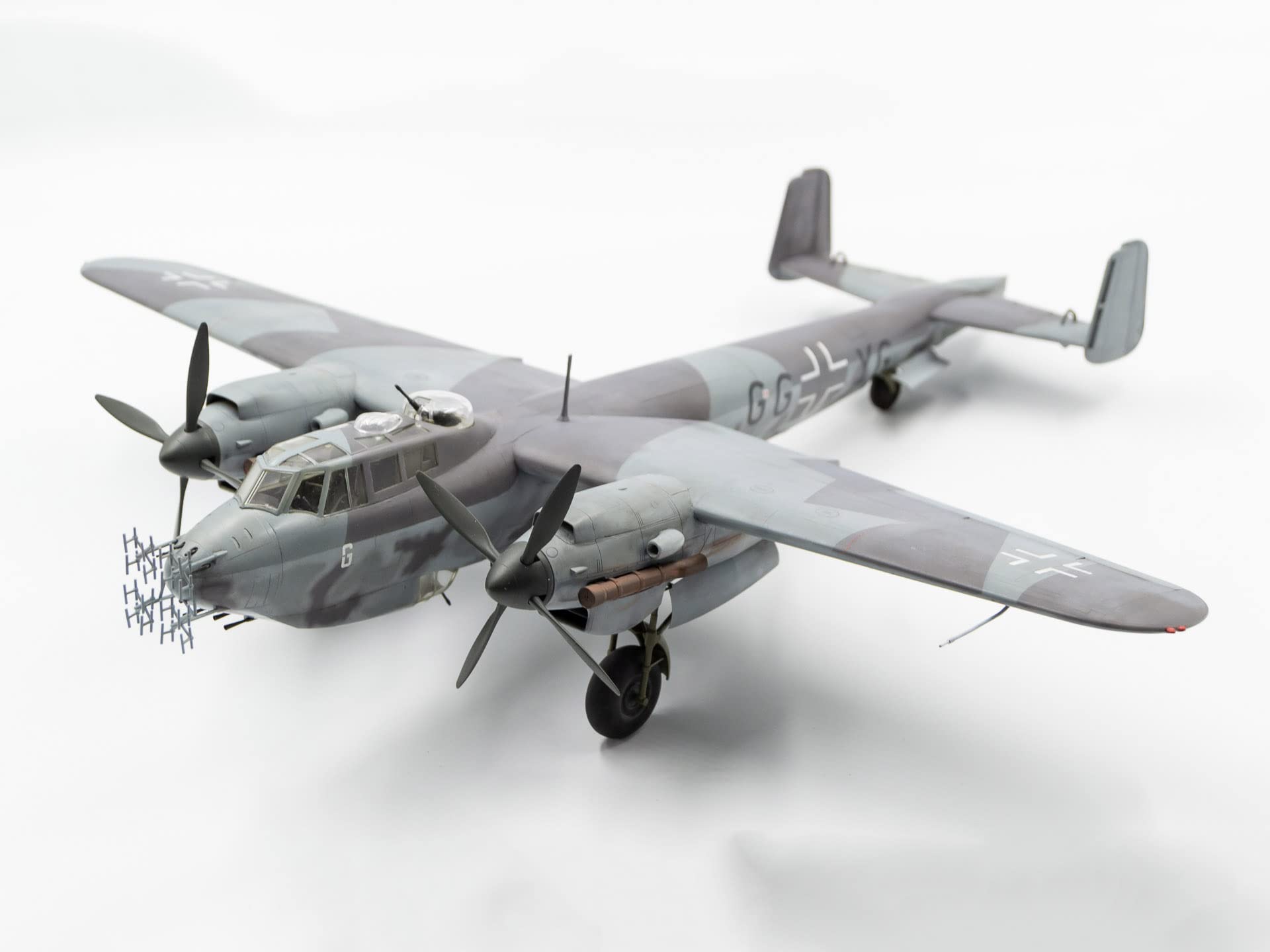 Amazon.com: ICM 48271 Plastic Airplane Model Do 217N-1, WWII