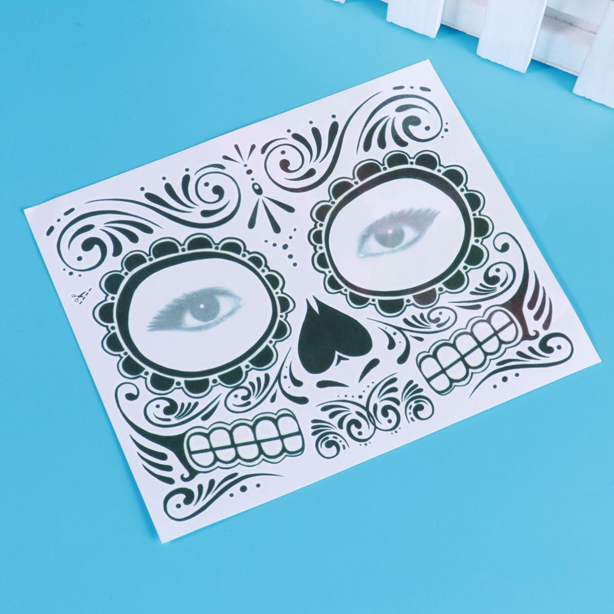 2 Pezzi Tatuaggi Temporanei Impermeabili per Halloween Tatuaggio Faccia Scheletro Nero in Carta Sicuro per Feste e Party Design T-007