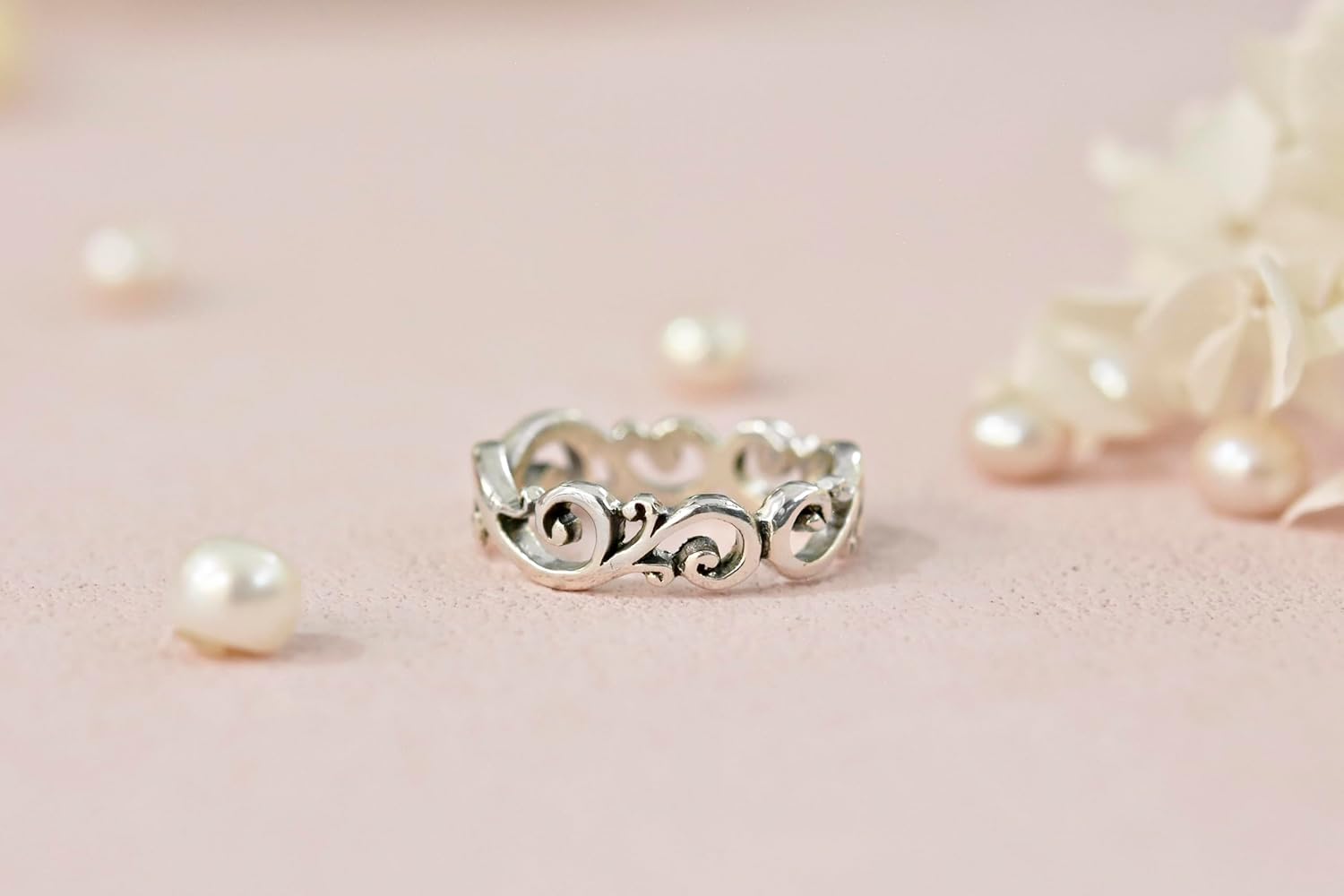 AeraVida 925 Sterling Silver Filigree Ring – Handmade .925 Oxidized Swirl Band with Vintage All-Around Design – Artisan Boho Jewelry Gift