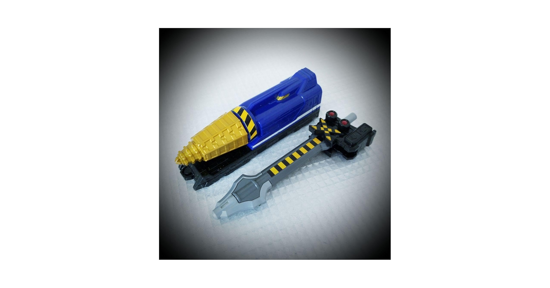 ふしぎなアメ　バトルサーチャー　ダイゴのアドバイス　等　デッキパーツ Amazon | ハシートップイン AKEDO シングルパック タイガー