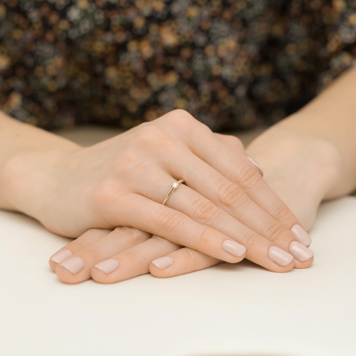 MARKO Damen Ring aus 333 Echtgold (8K) mit Zirkonia – in verschiedenen Farben erhältlich | Eleganter Verlobungsring & Geschenk | Vorsteckring Schmuck Gold