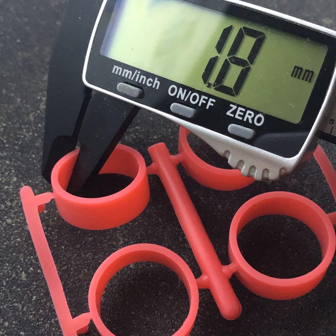 むむむ【ミニ四駆ペラタイヤ】 Amazon | ミニ四駆 中径ペラタイヤ 内径23.6mm 厚み1.8mm レッド 通販