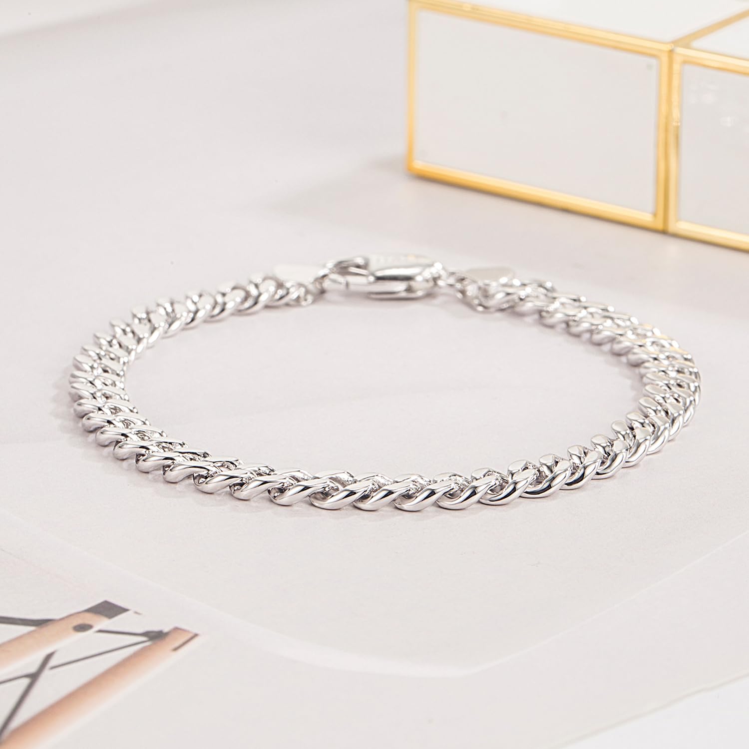 Dankadi Bracelet Homme Cubain en Argent 925, Largeurs 3mm/4mm/5mm, Chaîne Maille Gourmette Longueur 16 17 18 19 20 22 23CM - Style Hip Pop Bijoux de Mode Cadeaux pour Papa Frère Mari