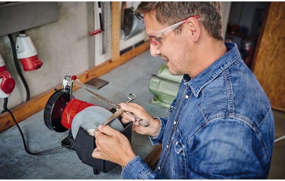 Einhell Touret d’affûtage TC-WD 200/150 (250 W, pare-étincelles) Livré avec meule à gros grains et meule à eau