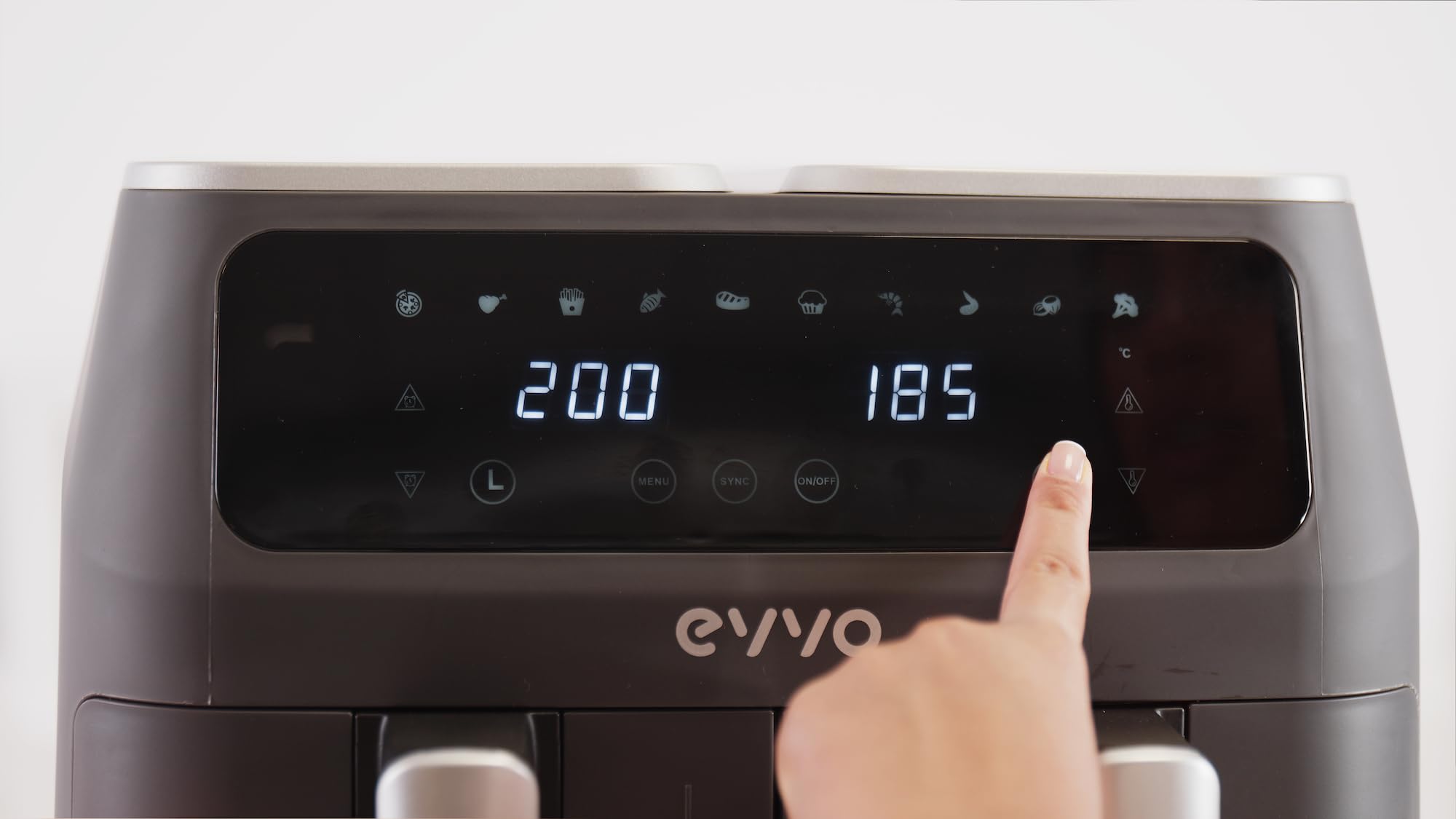 EVVO Friggitrice ad aria senza olio da 8 l, 2800 W, doppio cestino, ciotola antiaderente, tecnologia Dual Cyclone, 10 programmi, cottura, disidrata, scongelamento, fino a 200 gradi (colore: nero)