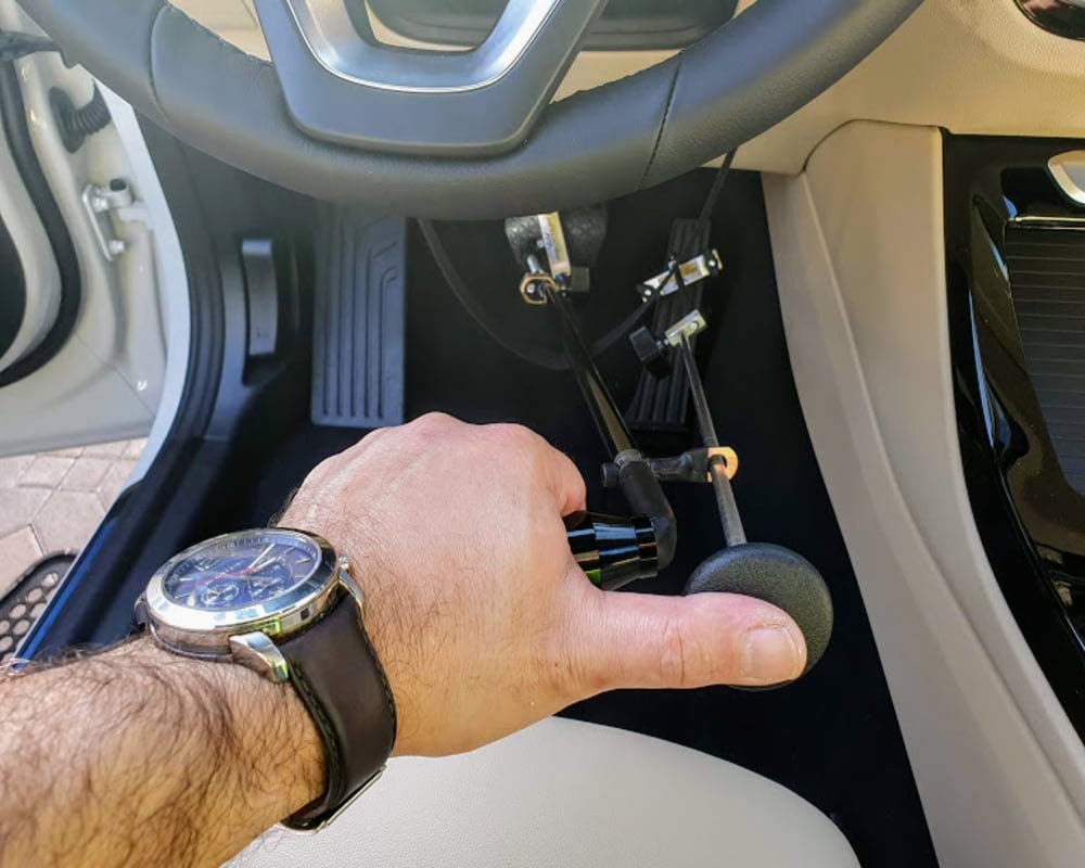 Controles de mano de conducción de discapacitados portátiles - controles de mano del coche (disponible en rojo-azul-plata)