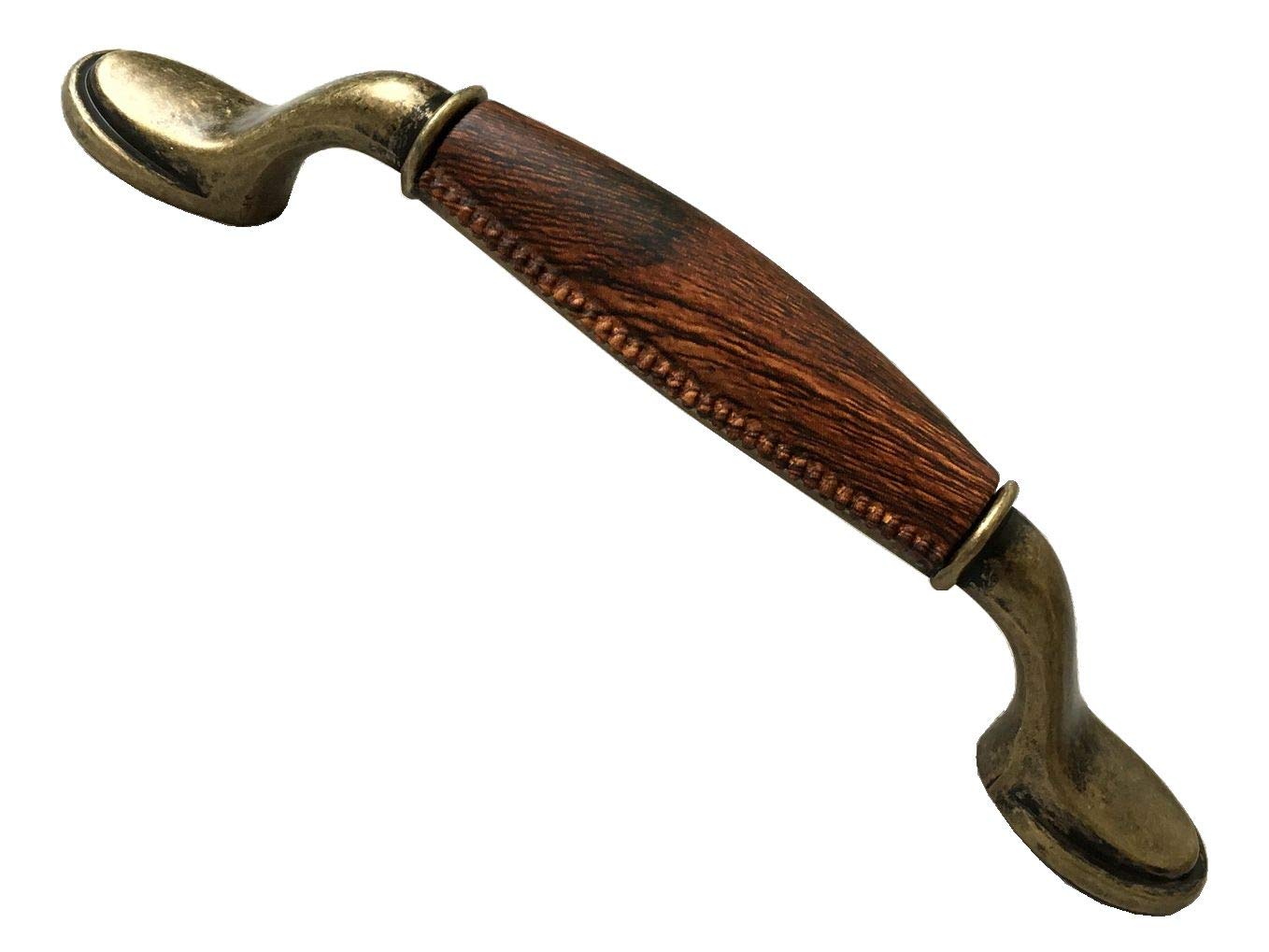 Poignée de meuble aspect bois pour remplacer un bouton de tiroir usé