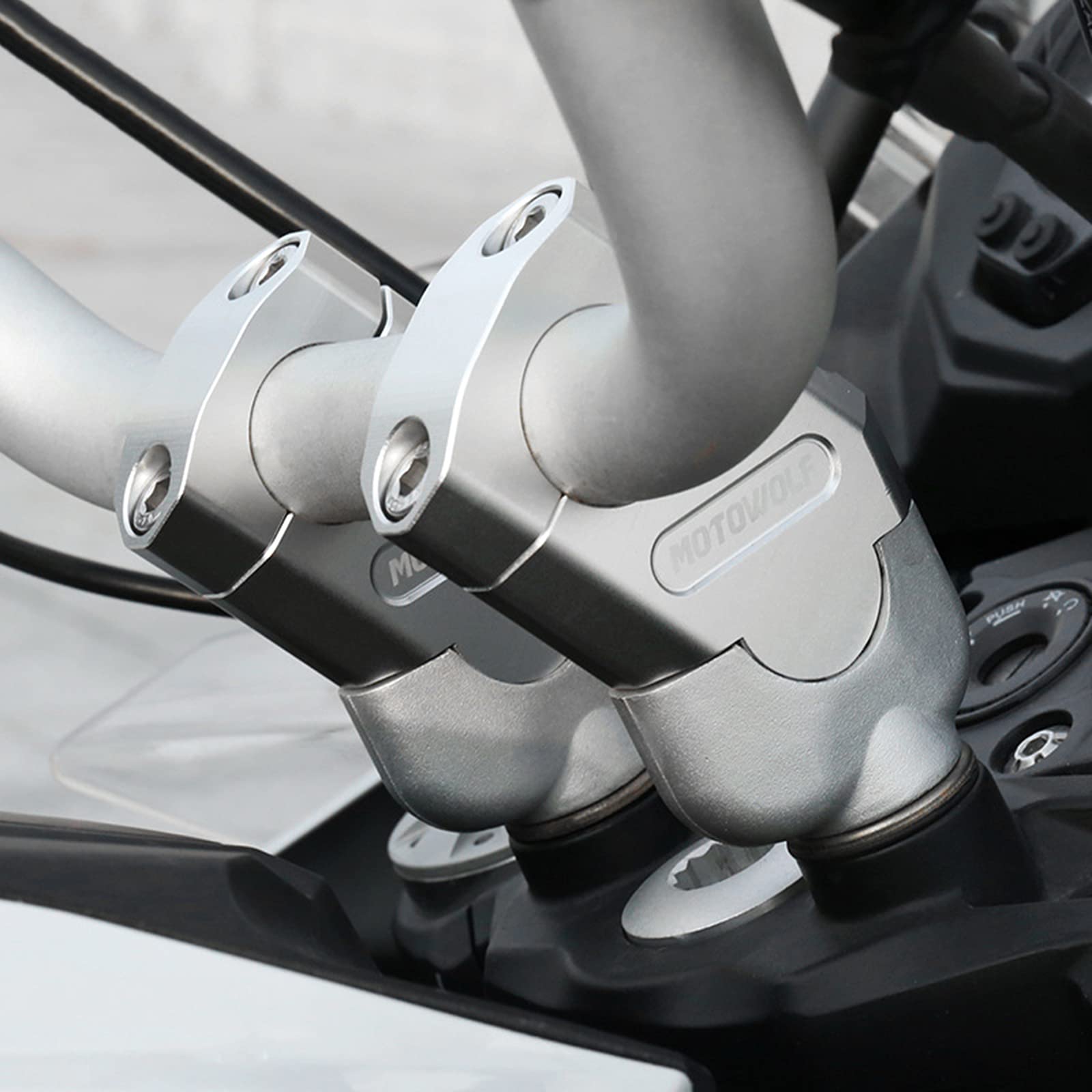 Universal Motorrad Aluminium Lenkstange Riser Bar Mount Bracket Silber 28 mm