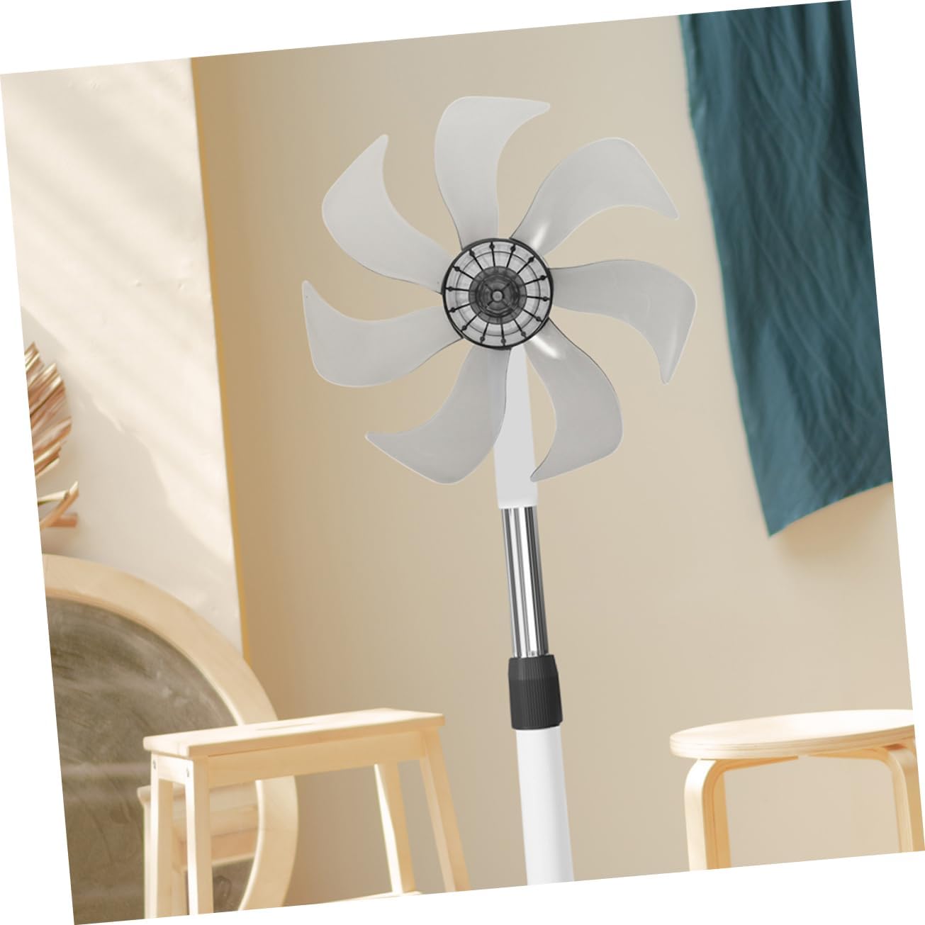 Cabilock 2pcs Fan Blades Replacement Plastic Blades for Ceiling Table and Wall Fans Sturdy Design for Cooling and Easy Installation