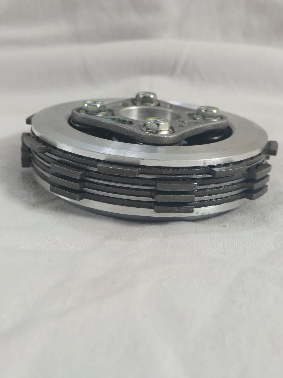 HCM Motorcycle Clutch Assembly for Hero Splendor, CD Deluxe, HF Deluxe, Passion, Multi-Plate Design, Silver-image-1