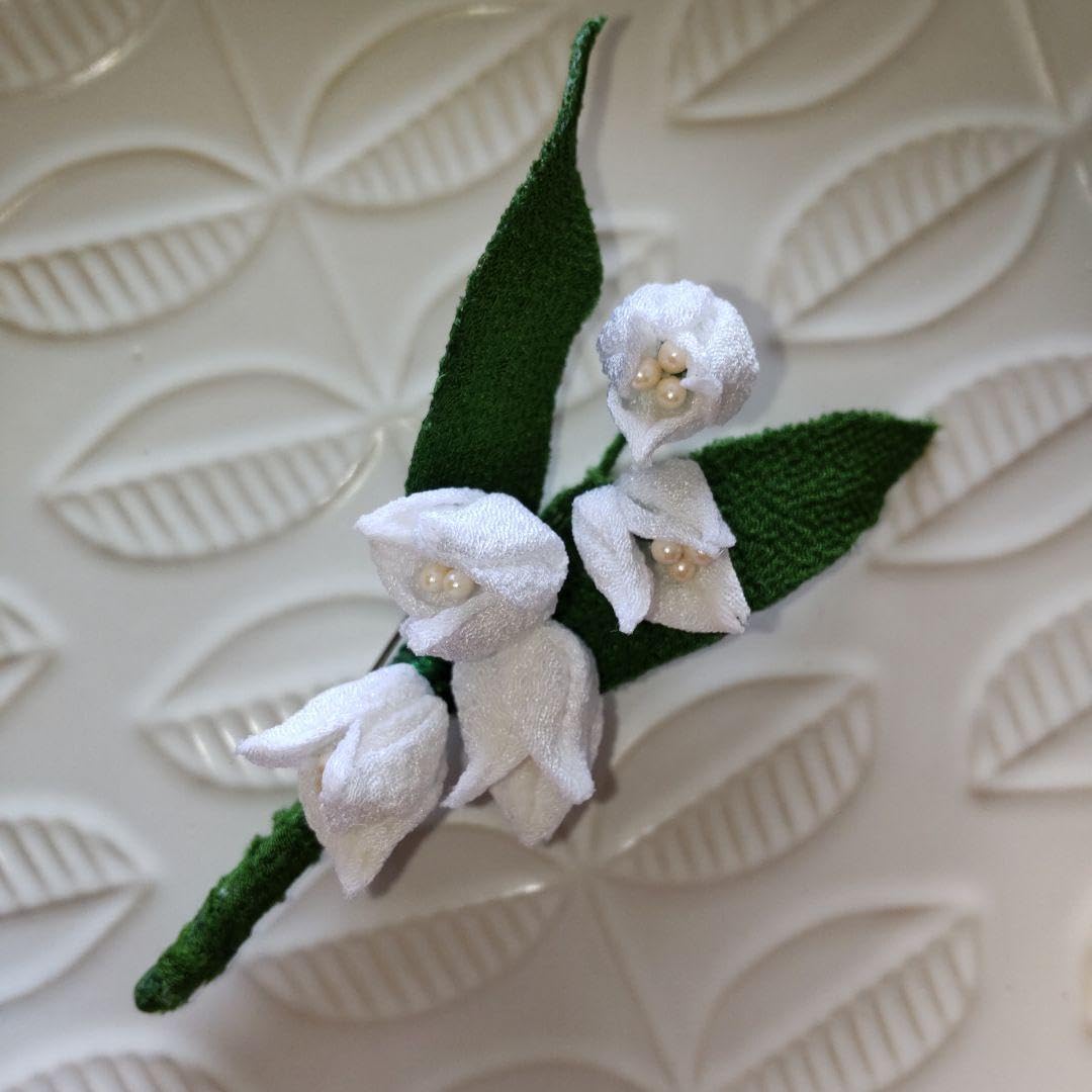 つまみ細工　すずらん様　オーダー商品です。 つまみ細工 すずらん様 オーダー商品です。 オーダーメイド