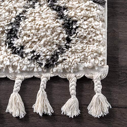 Nuloom Nieves Moroccan Diamond Shag Runner Rug, 2' 8" X 8', Off-White #TOP6