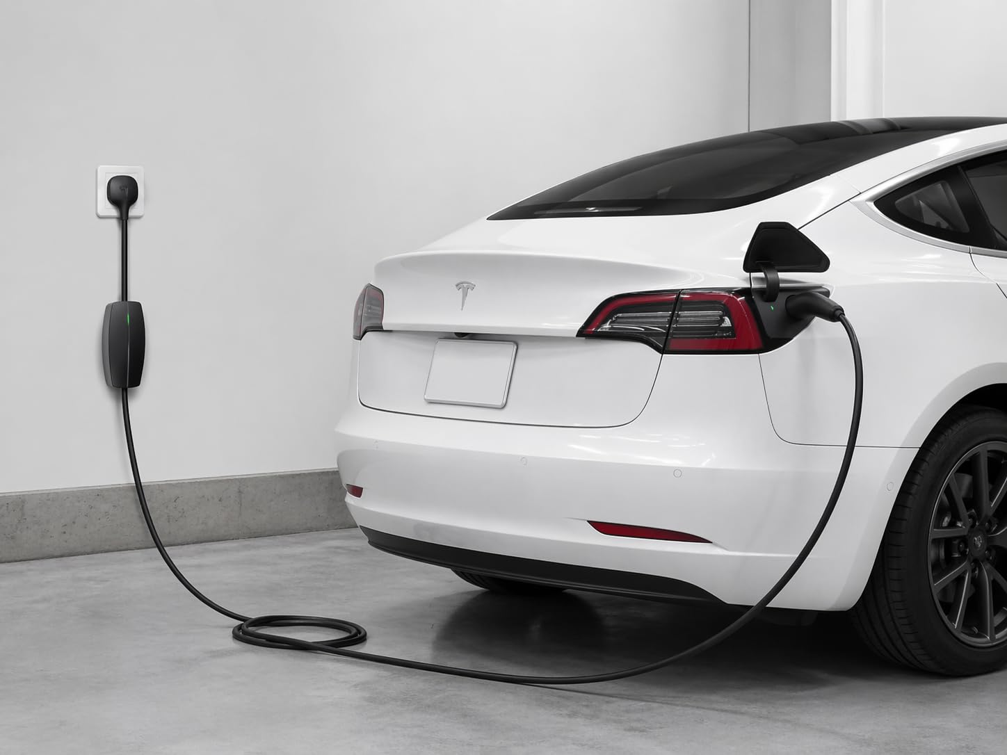 Amazon.co.jp: Tesla モバイルコネクター - ポータブル電気自動車 (EV