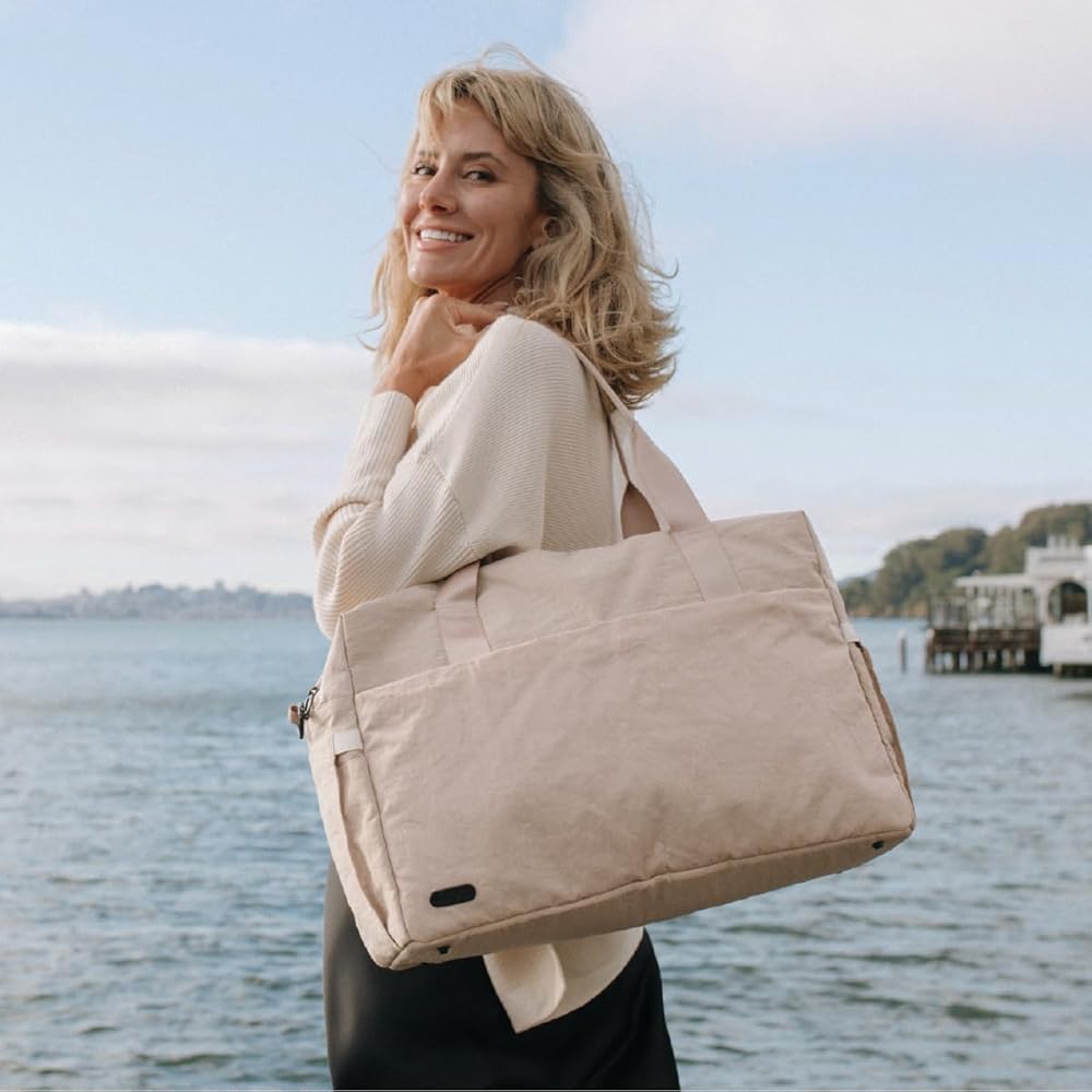 Amazon.com | Jadyn Austin Carry-On Travel Duffel Bag for Women, 18 Amazon.com | Jadyn Austin Carry-On Travel Duffel Bag for Women, 18