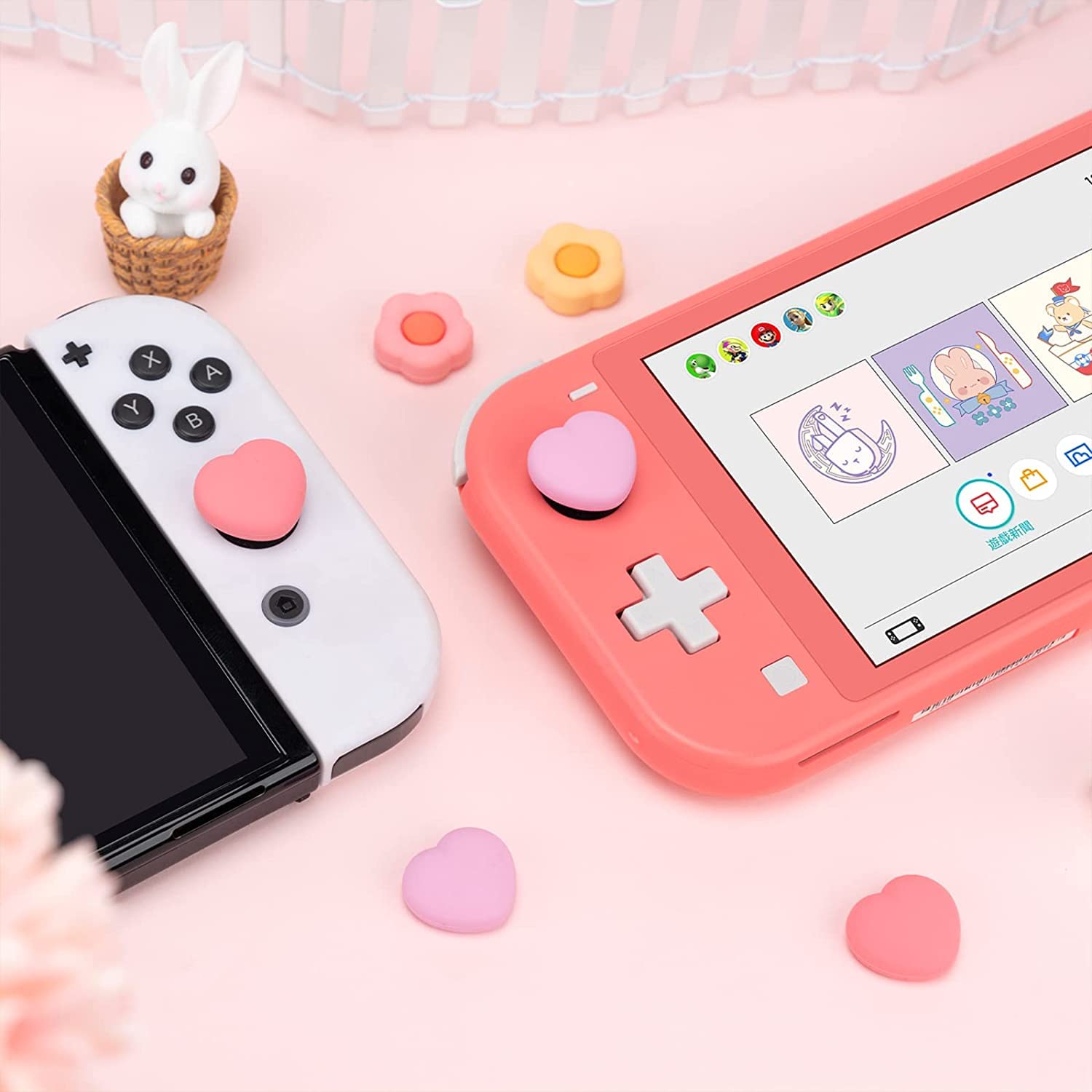 GeekShare Lindas Tapas de Silicona para Agarre del Pulgar Joycon, Cubierta de Joystick Compatible con Switch/OLED/Switch Lite, 4 Piezas - Corazón y Flor