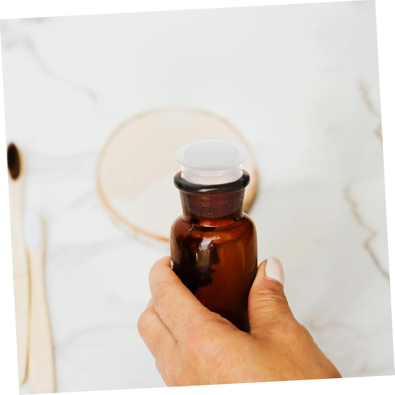 MAGICLULU 100Pcs Plastic Shaker Plugs Reusable Clear Round End Caps for Wine Bottles Flower Pots and Pipes and Versatile Stoppers with Effortless Push Design