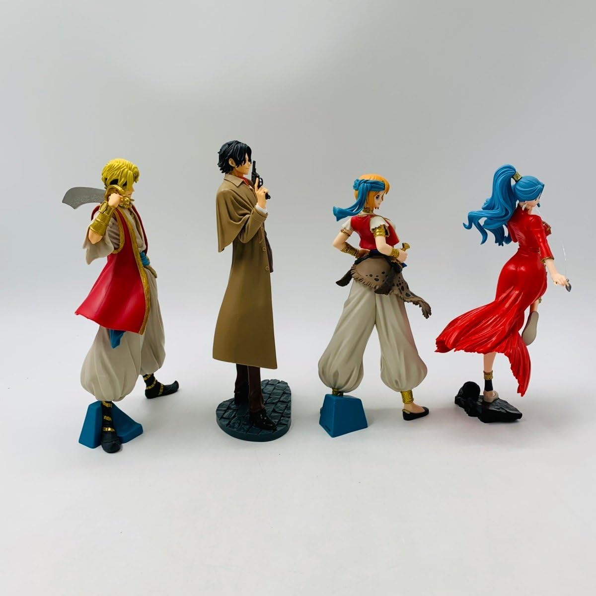 ワンピース ビビ エース ティーチ サボ フィギュア 10箱セット ワンピース ビビ エース ティーチ サボ フィギュア 10箱セット