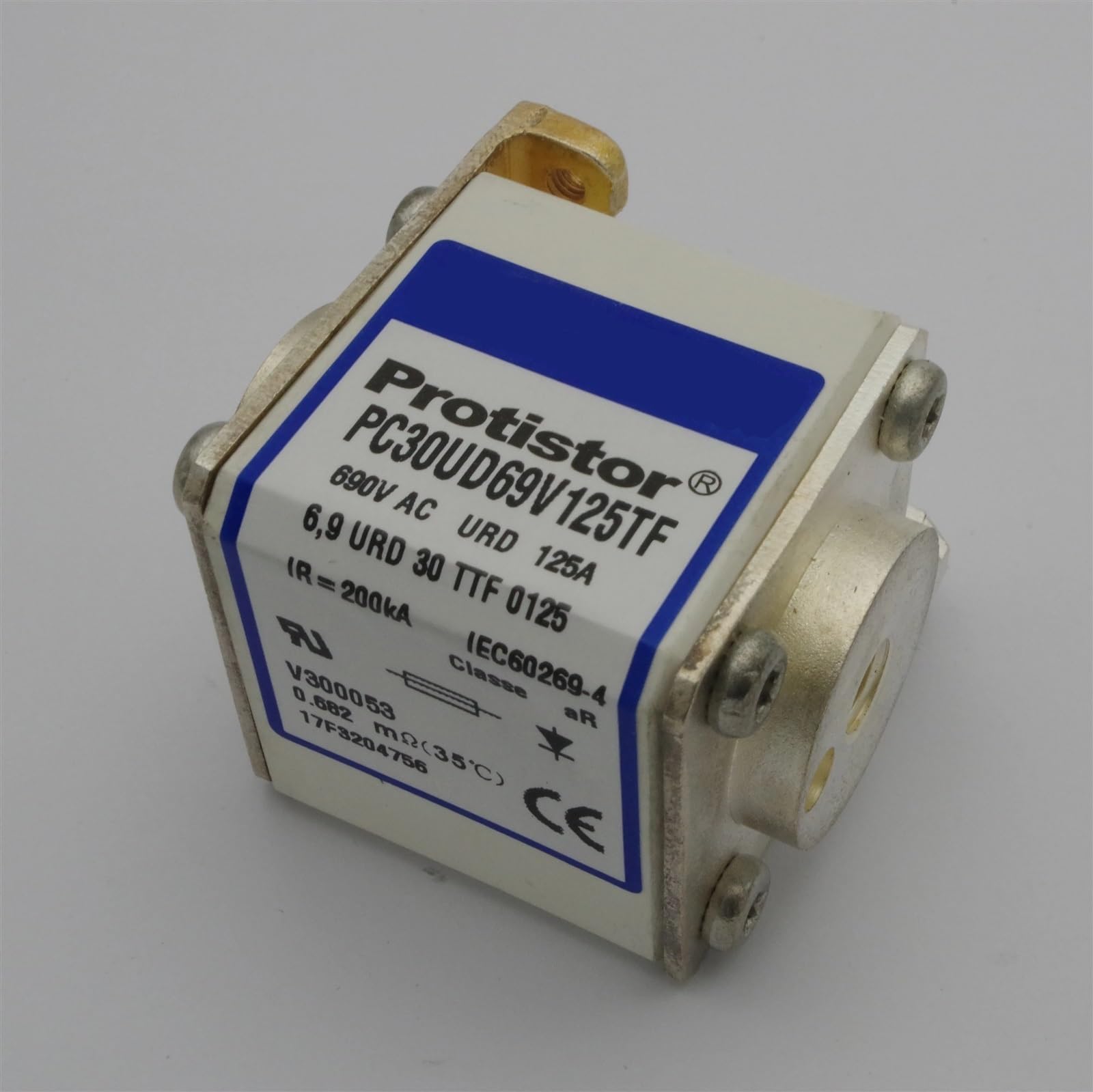 Fusible en céramique PC30UD69V125TF à action ultra-rapide contre les surcharges