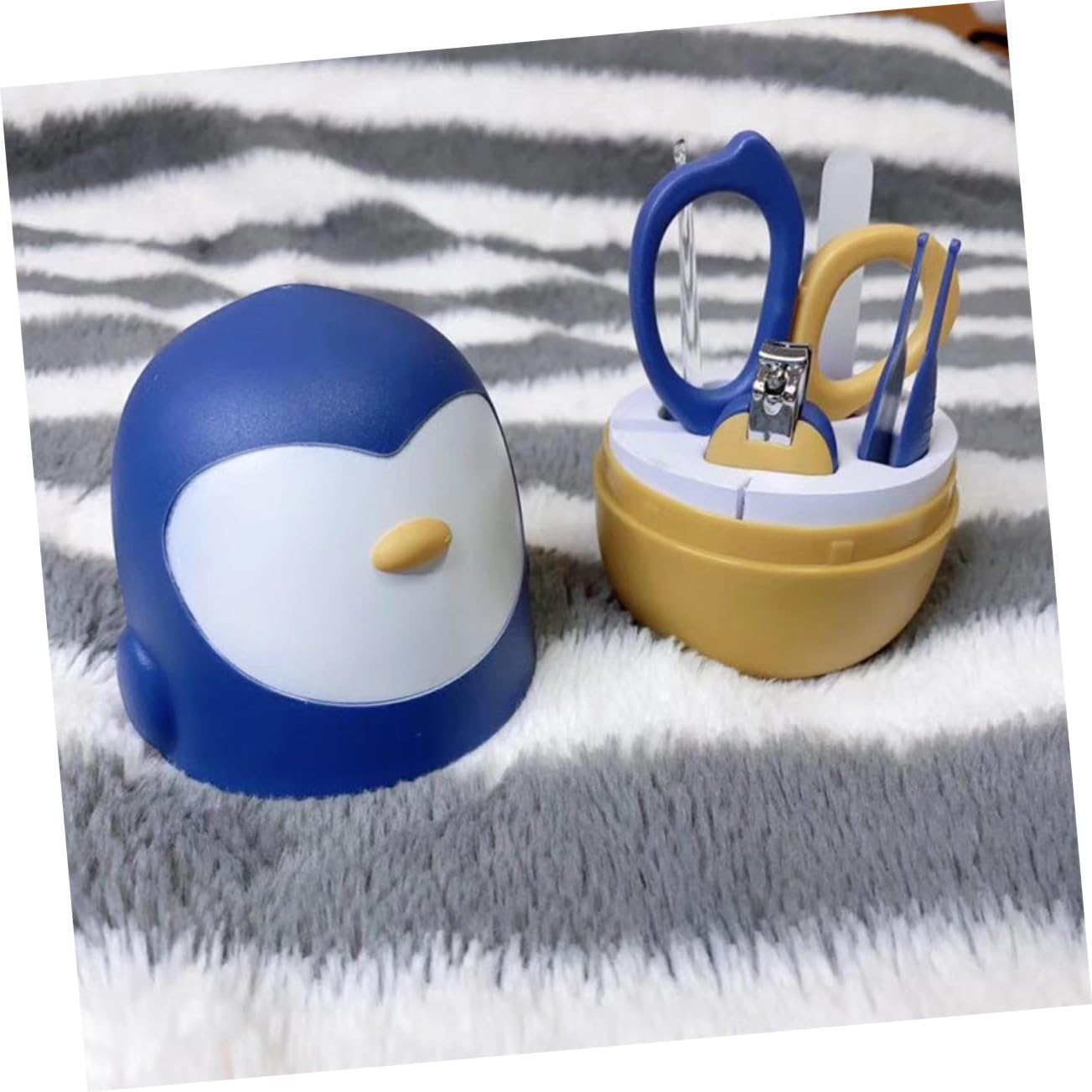 BESPORTBLE Infant Nail Clippers Set Baby Nail Care Kit (Scissors Clipper File Tweezer Ear Spoon) Pp Stainless Steel 5-in-1 Storage Case Safe for Newborns