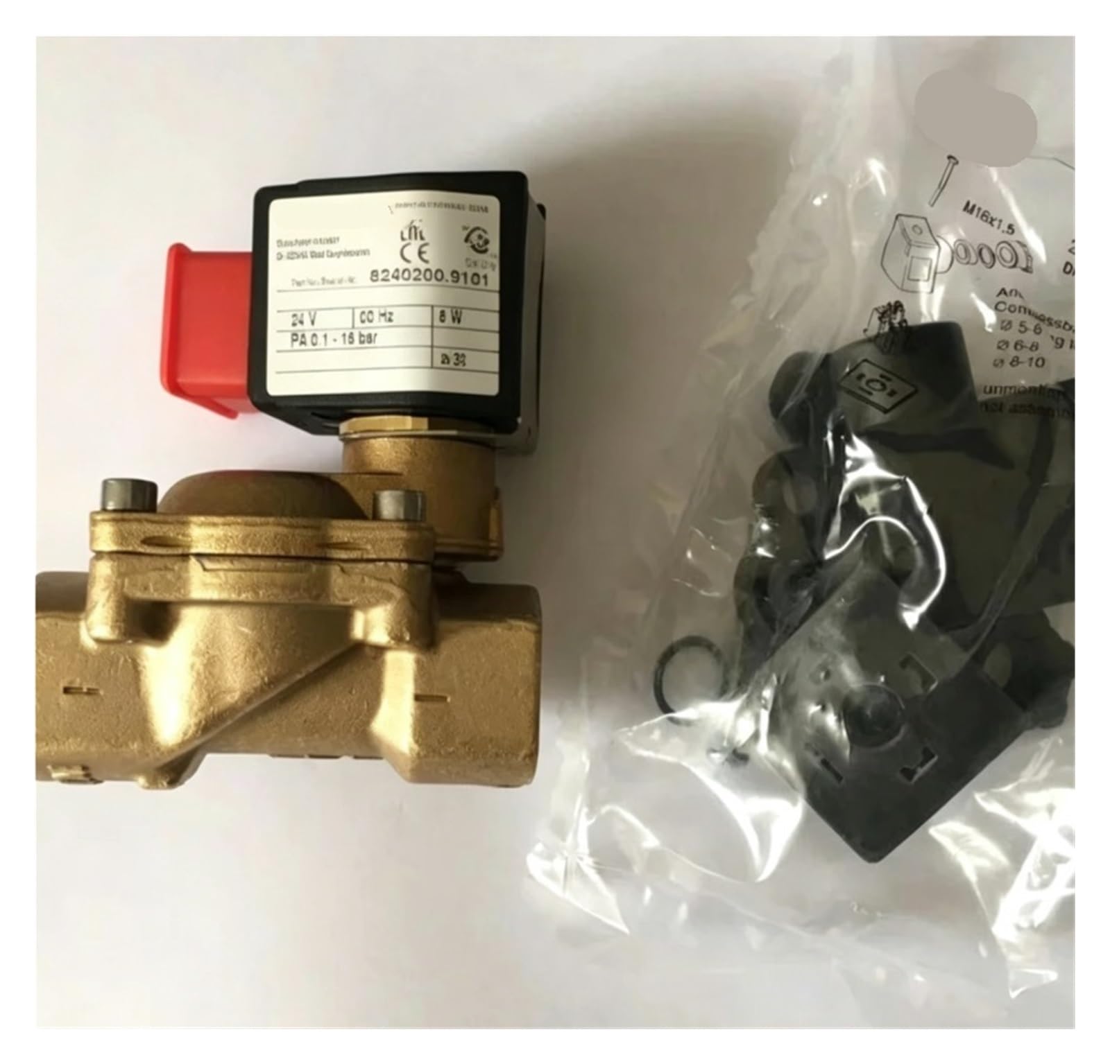 Clbswyejk One Color M2.335.260 Directional Control Valve