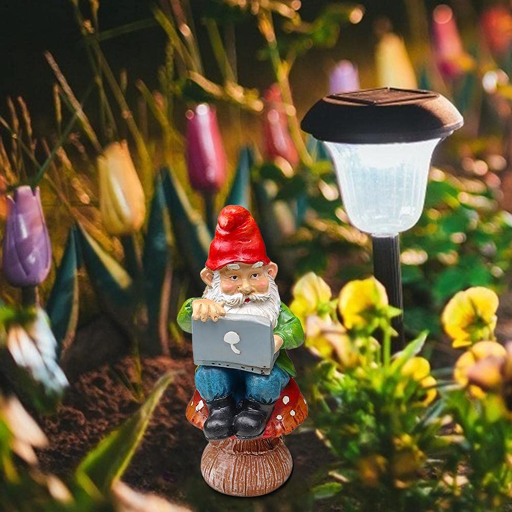 WINBST Garden Gnomes Figure, Gnome with Remote Control Gnomes