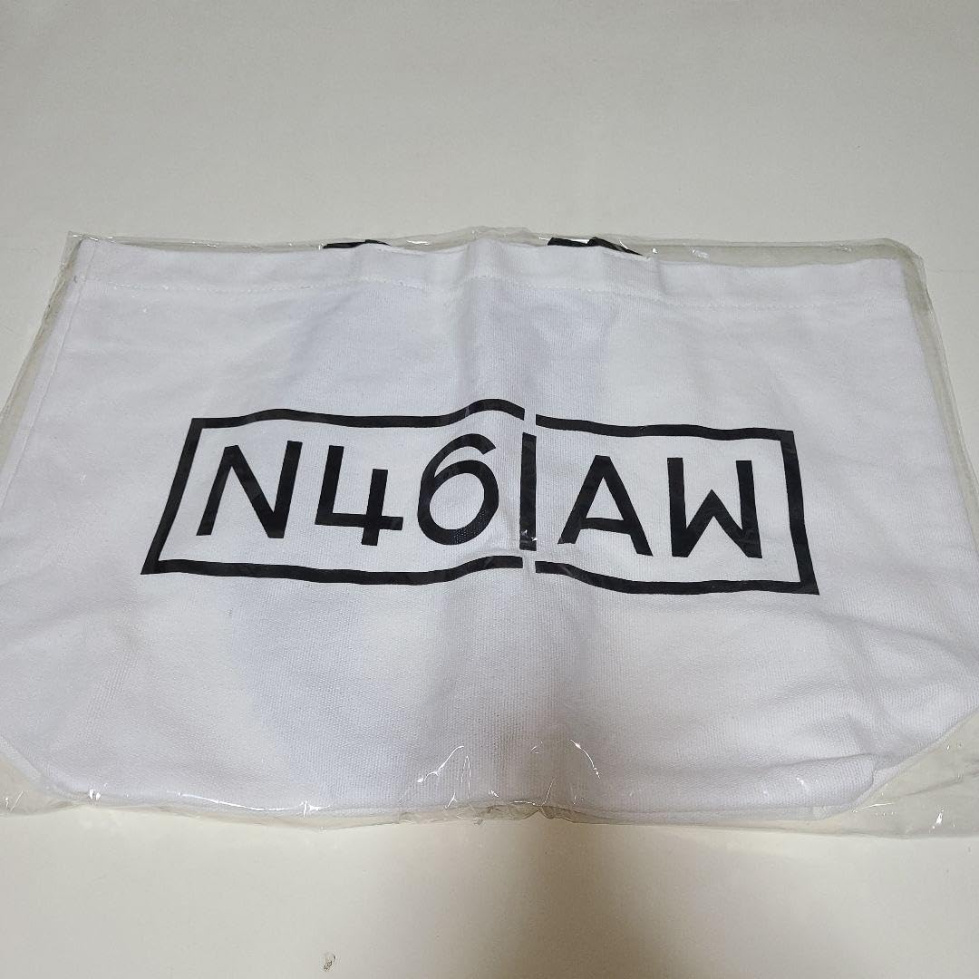 乃木坂46 - 乃木坂46 だいたいぜんぶ展 N46AW フーディ WHITE L 中古】小物(女性) 乃木坂46(ホワイトフーディー) N46AWメンバー