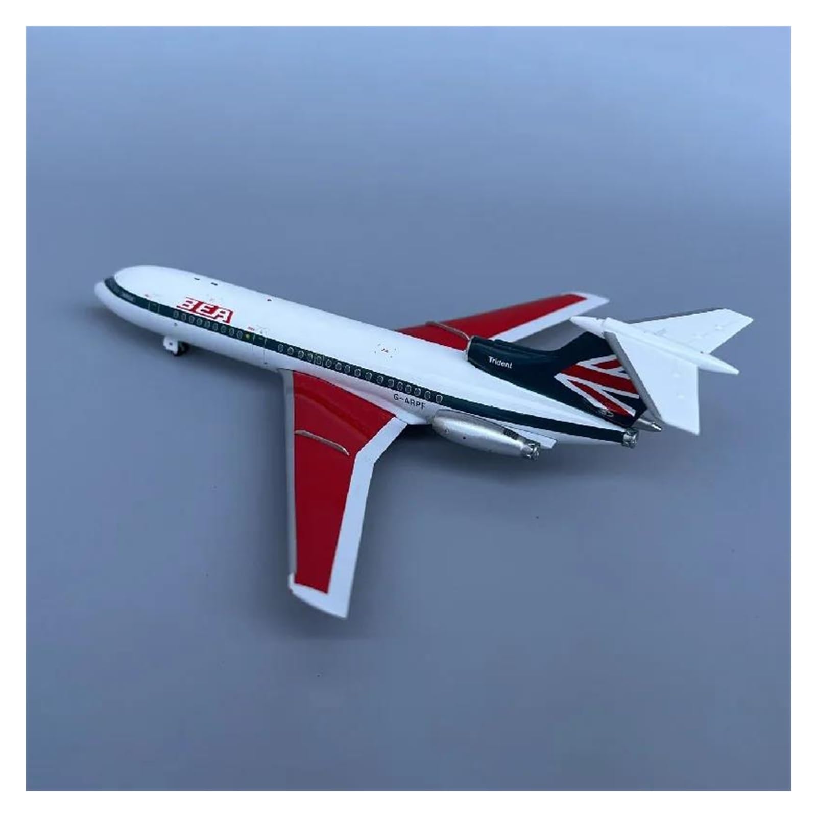 HHRFCS Vintage Classics samolot w skali 1:200 HS-121 G-ARPF Diecasts Model samolotu metalowe miniatury Aviacion zabawki dla chłopców