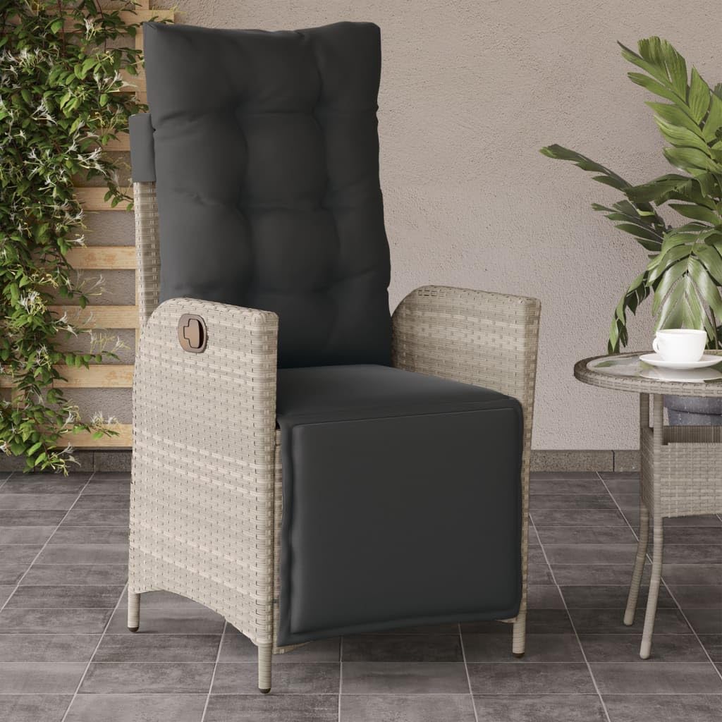 Poltrona reclinabile da giardino e poggiapiedi 2 pz rattan PE grigio chiaro sedie da esterno resistente alle intemperie, poltrone per terrazze, mobili da giardino, poltrone da giardino
