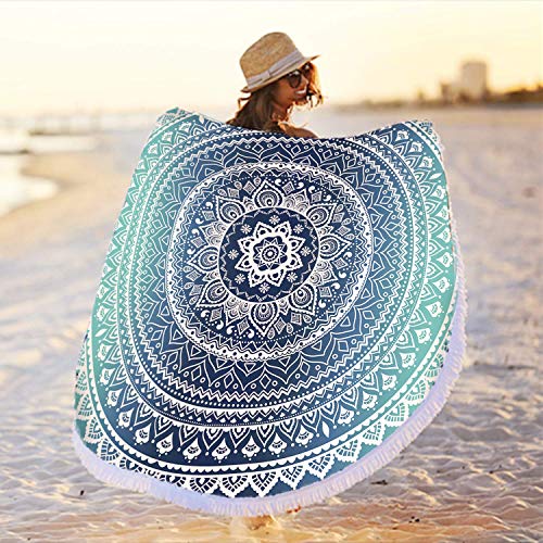 The 10 Best Travel Beach Towels and Blankets [2023]