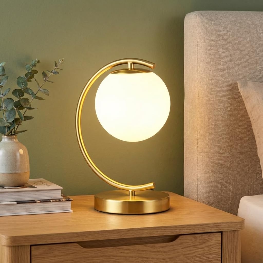 BARCELONA LED Lampada da tavolo di design moderno e lussuoso, sfera in vetro opalino bianco con struttura in alluminio curvato finitura platino dorato, stile rétro elegante per camera e soggiorno