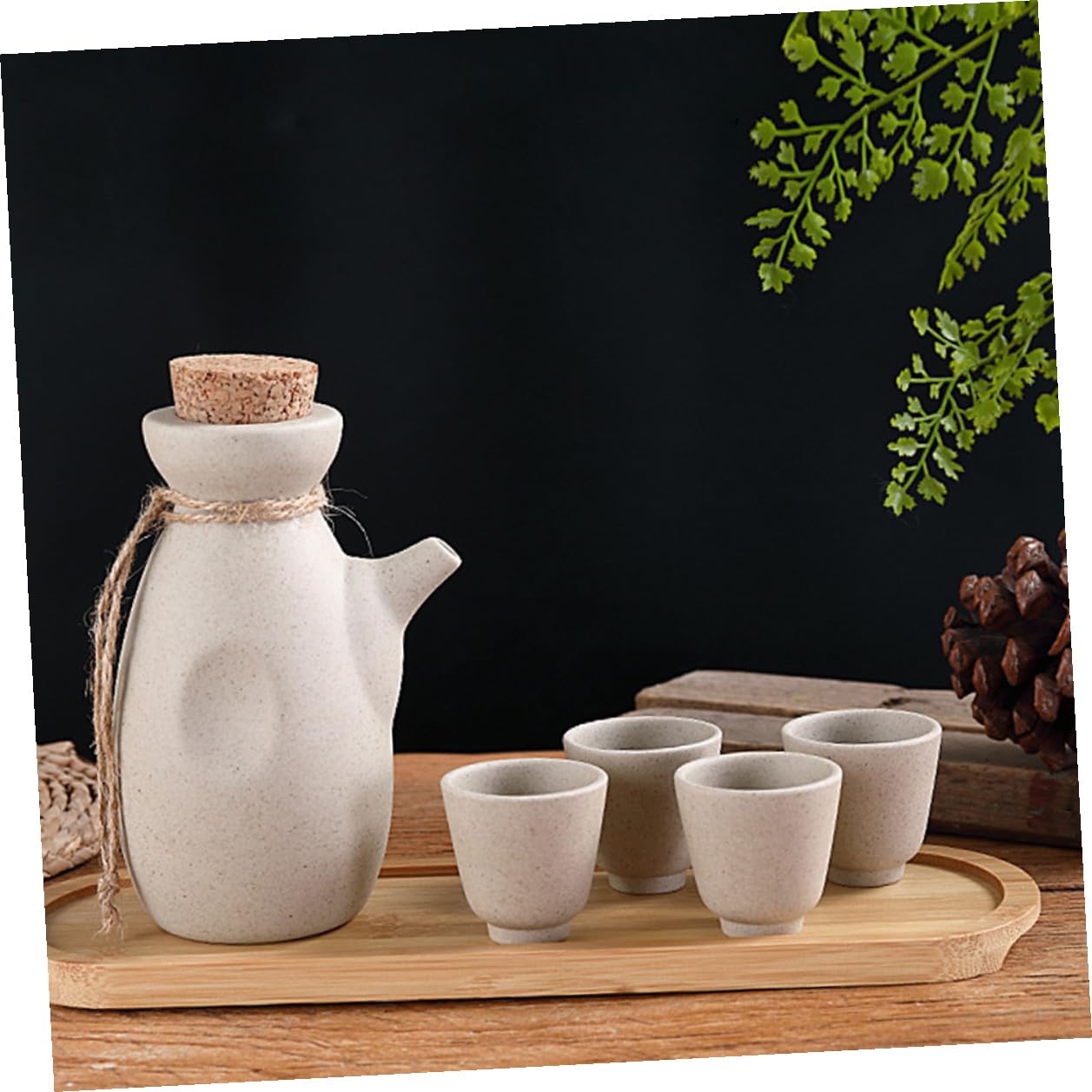 Ciieeo Set di Sakè in Ceramica Stile Giapponese 1 Brocca da 300ml e 4 Tazze da 50ml Superficie Liscia Multifunzionale per Casa e Hotel