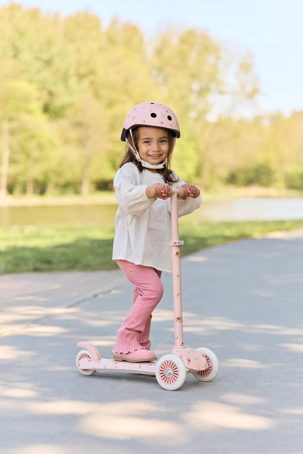 Little Dutch Kinder Scooter - Stabiler Roller - Höhenverstellbarer Cityroller - Sportlicher Kinderroller - Tretroller mit 3 Rädern - für Mädchen von 3-5 Jahre - bis zu 50 kg - Fairy Floral - pink