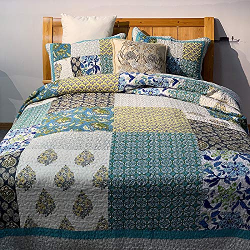 Parure de lit motif floral bohème pour une chambre cocooning