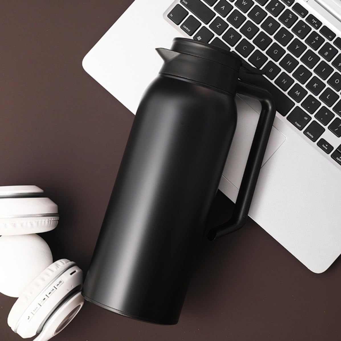 INOOMP Botella Térmica de Acero Inoxidable 1500ml Aislamiento al Vacío y Diseño Práctico para Mantener el Calor en Actividades al Aire Libre
