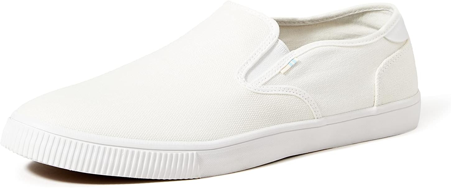 bata canvas shoes