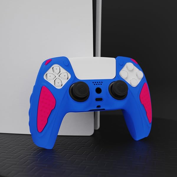 PlayVital Cover Silicone per ps5 Joystick Custodia Controller Skin Antiscivolo Copertura Gomma Protettiva&2 Copri Levette Analogiche, Knight Edizione, Blu Primario&Rosa Brillante - 3