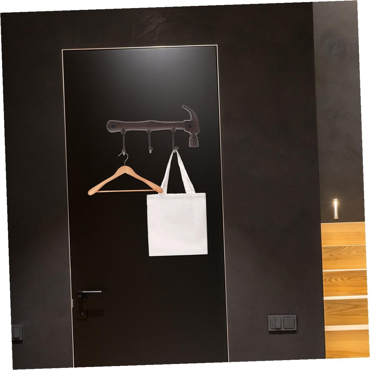 Vintage Hammer-Shaped Metal Wall Hooks 2pcs, Heavy Duty Cast Iron Coat and Key Hangers for Home Decor, Industrial Style Garment Rack for Living Room and Entryway