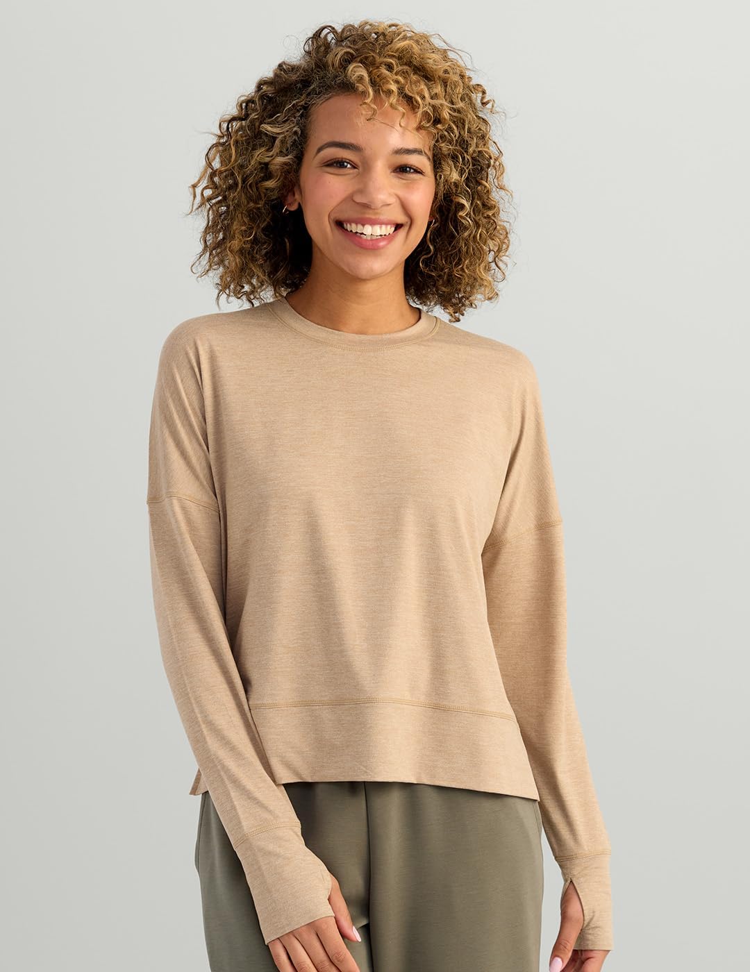 HUK womens Bayside Pullover Crew Sweatshirt, Midweight Soft Jersey Cropped Sweatshirt With Thumbholes - Image 2