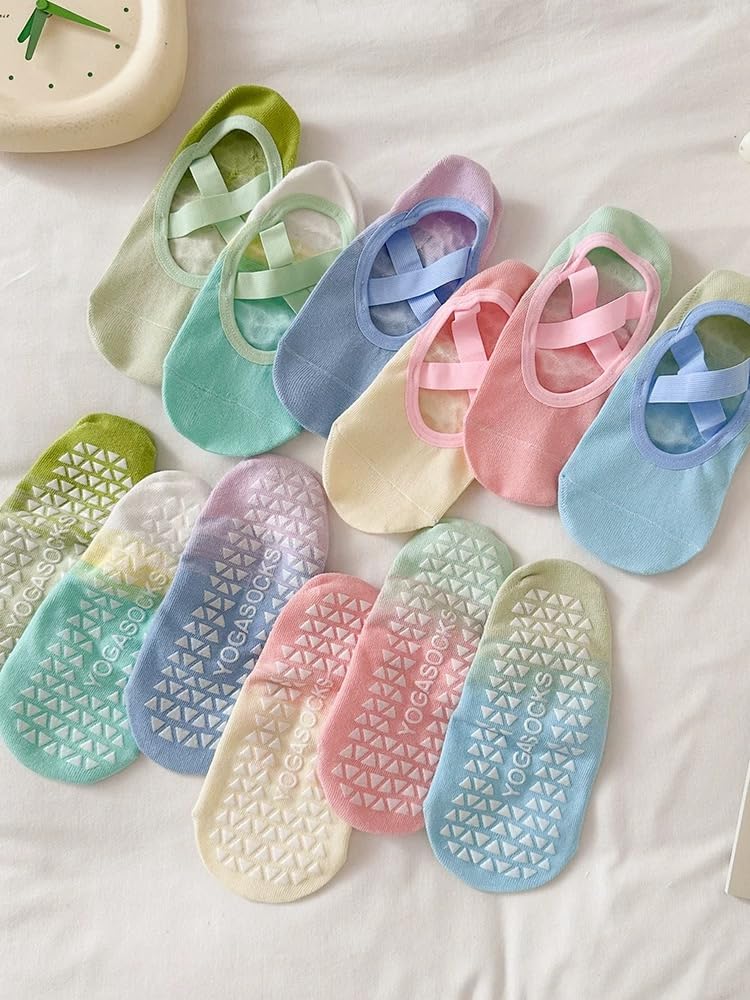 Pilates Socks For Women Non Slip With Grips Straps Sticky Gripper Workout Sock for Pilates, Yoga, Grip Socks